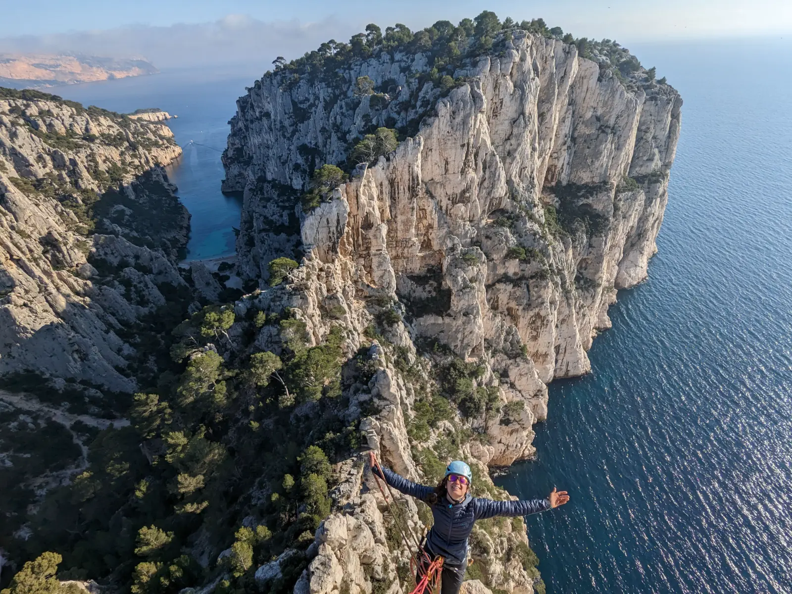Viens découvrir le cadre incroyable de la calanques d'En-Vau