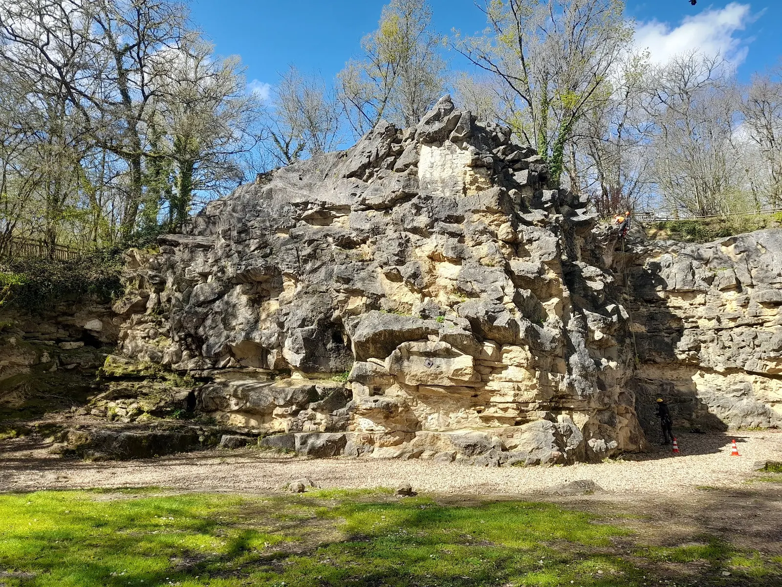 Cours d'initiation - Escalade en falaise