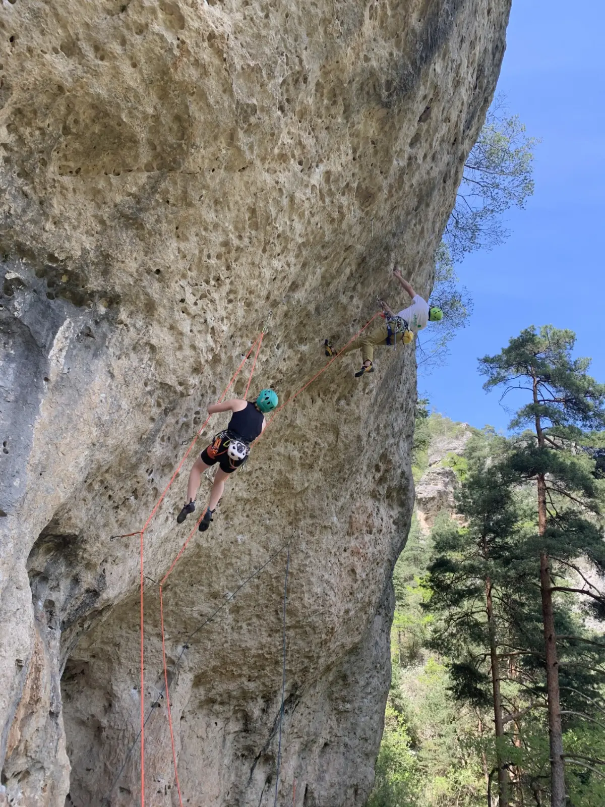 Journée de perfectionnement - Escalade en falaise