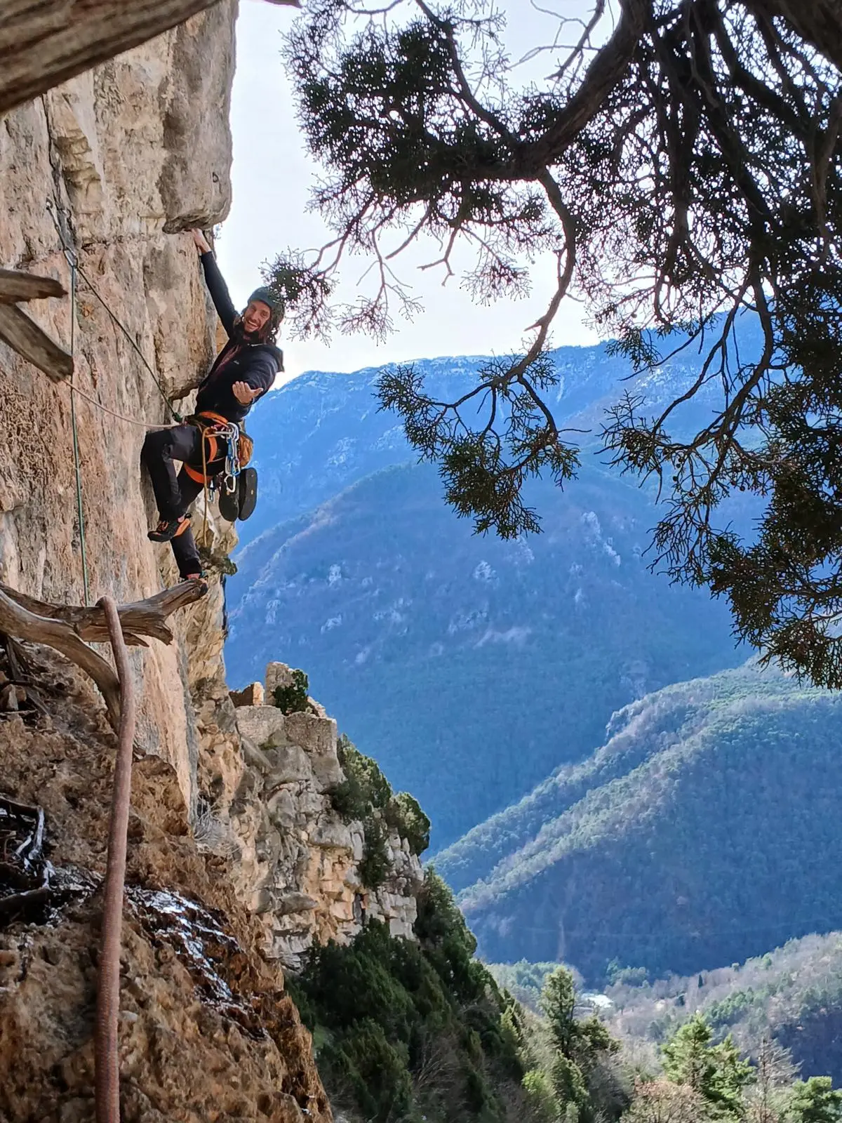 Escalade en grande voie autour d'Annecy